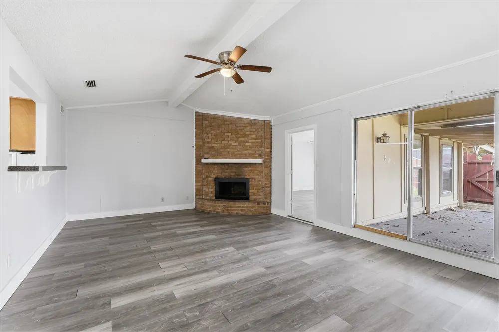 5209 Daytona Drive Garland, TX 75043