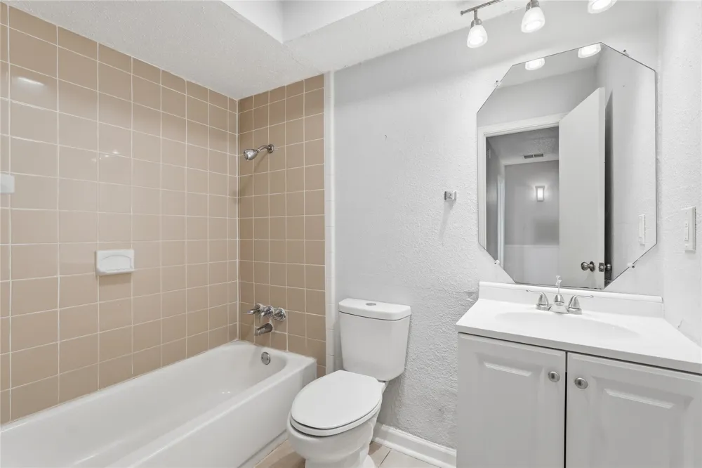 5209 Daytona Drive Garland, TX 75043