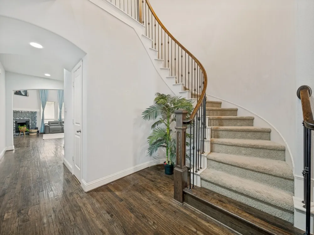 5112 Engleswood Trail Lewisville, TX 75056