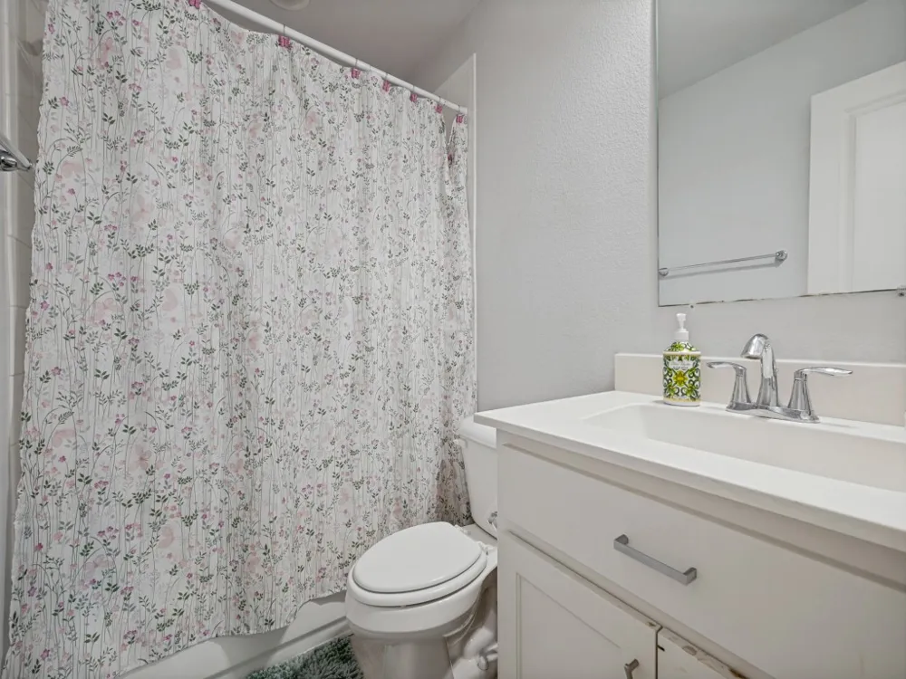 5112 Engleswood Trail Lewisville, TX 75056