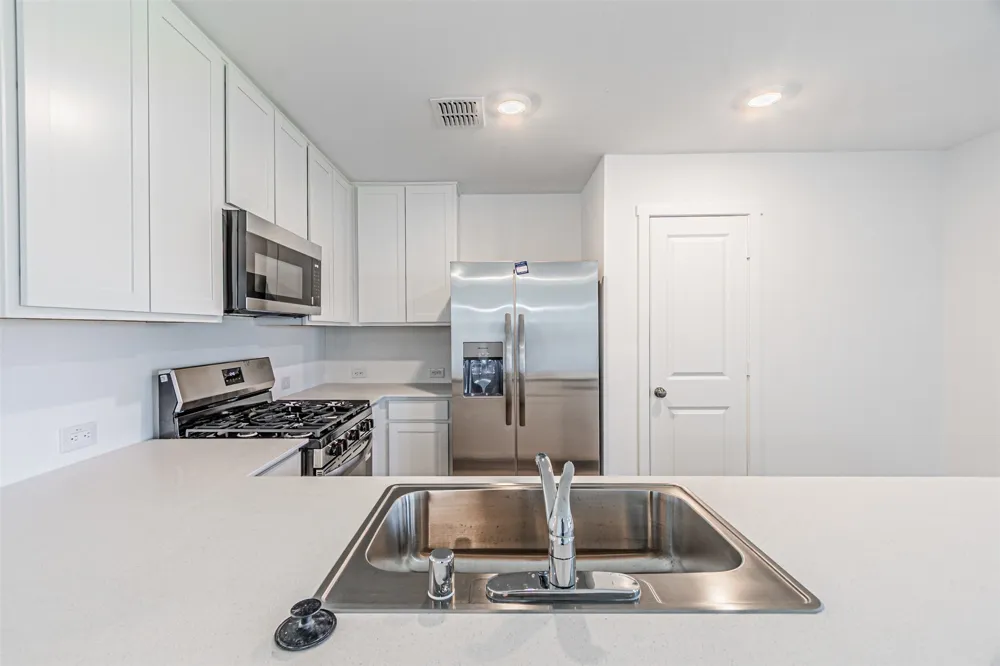 1932 Ventasso Boulevard Providence Village, TX 76227