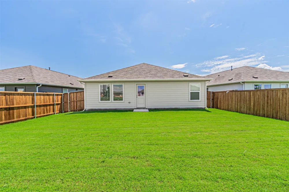 1932 Ventasso Boulevard Providence Village, TX 76227