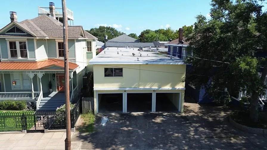 3417 Avenue O #1 Galveston, TX 77550