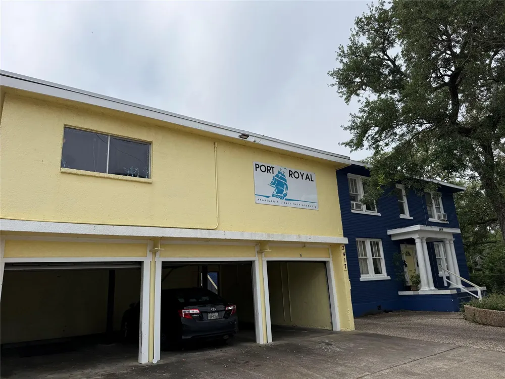 3417 Avenue O #1 Galveston, TX 77550