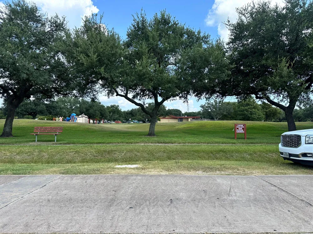 6509 Carver Avenue Texas City, TX 77591