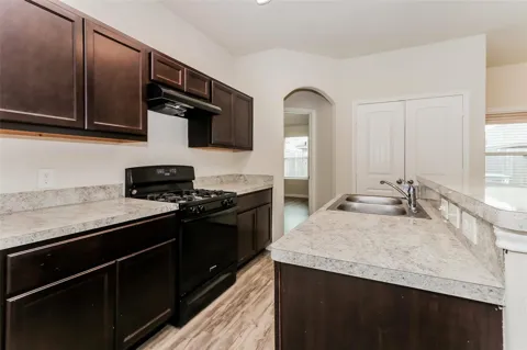 5722 Kyle Cove Court