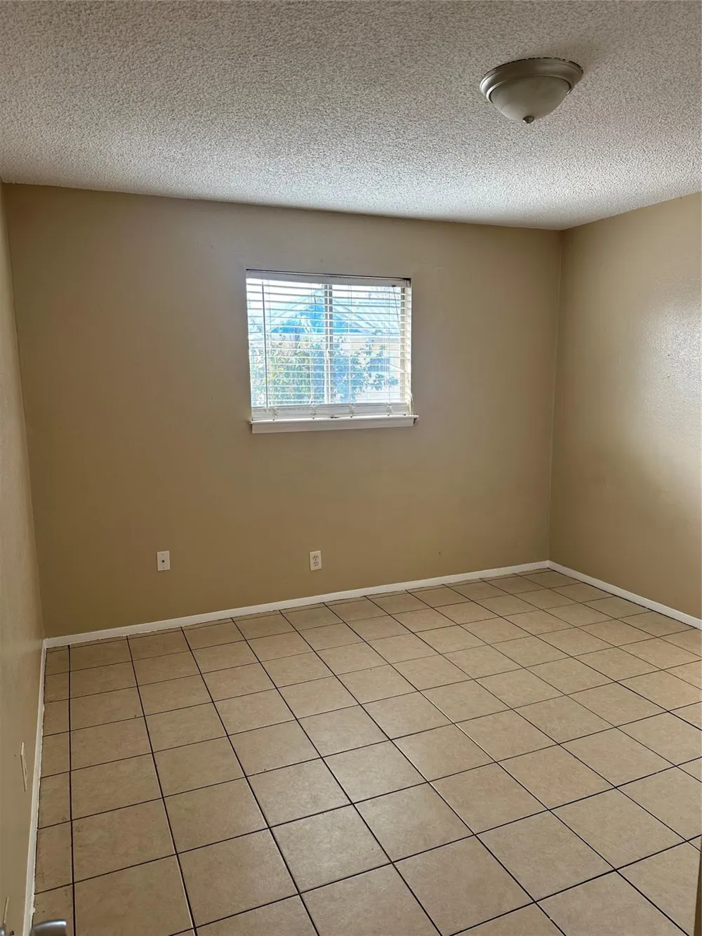 2716 Avenue Q #5 Galveston, TX 77550
