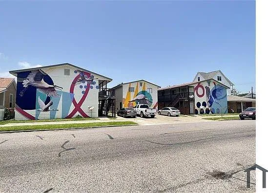 2716 Avenue Q #5 Galveston, TX 77550