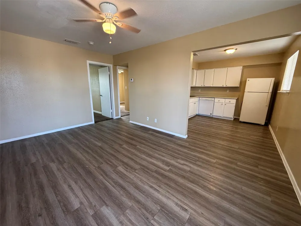 2716 Avenue Q #5 Galveston, TX 77550