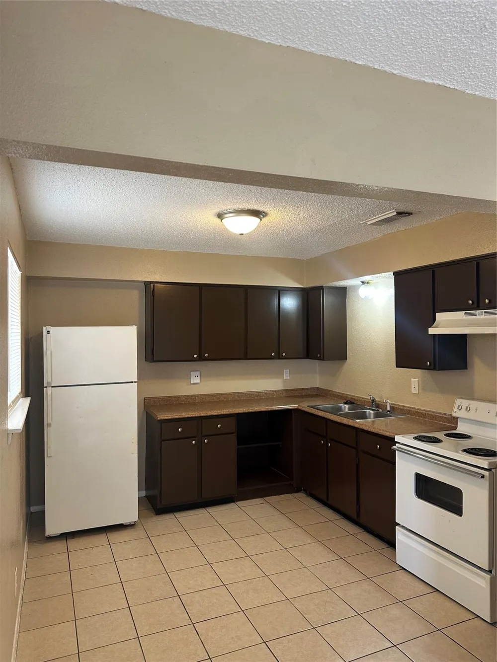 2716 Avenue Q #5 Galveston, TX 77550