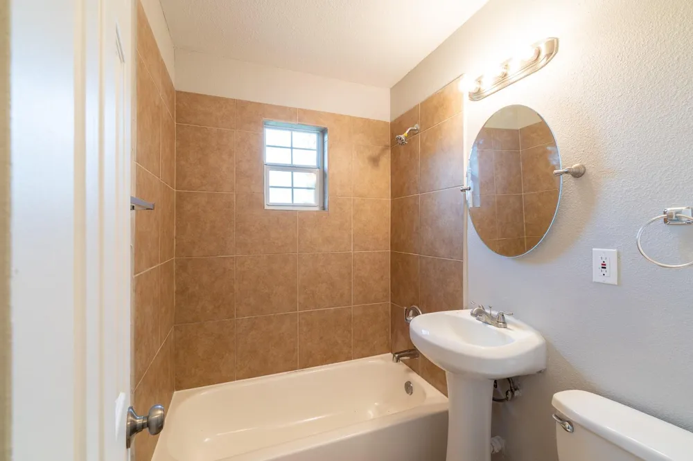 2507 Delano #3 Houston, TX 77004