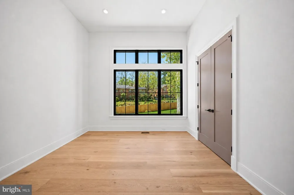 6116 EASTVIEW STREET Bethesda, MD 20817