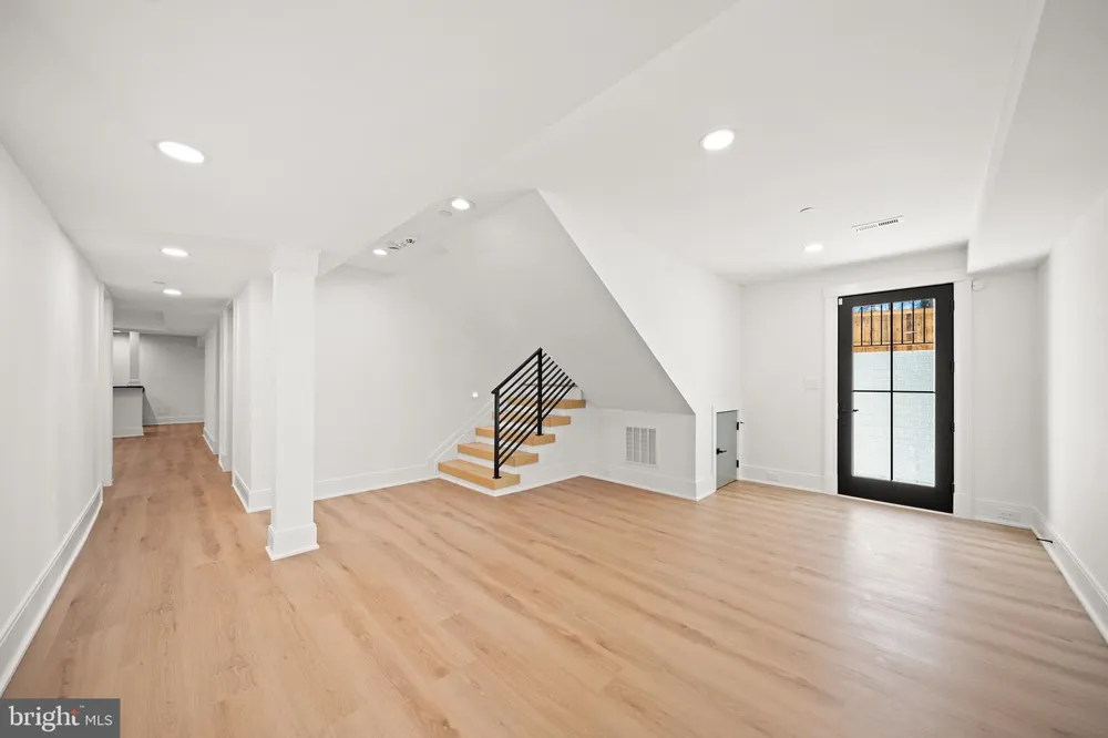 6116 EASTVIEW STREET Bethesda, MD 20817