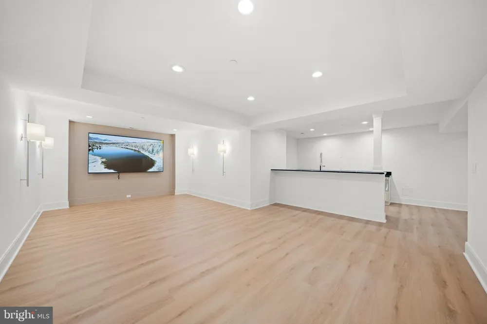 6116 EASTVIEW STREET Bethesda, MD 20817