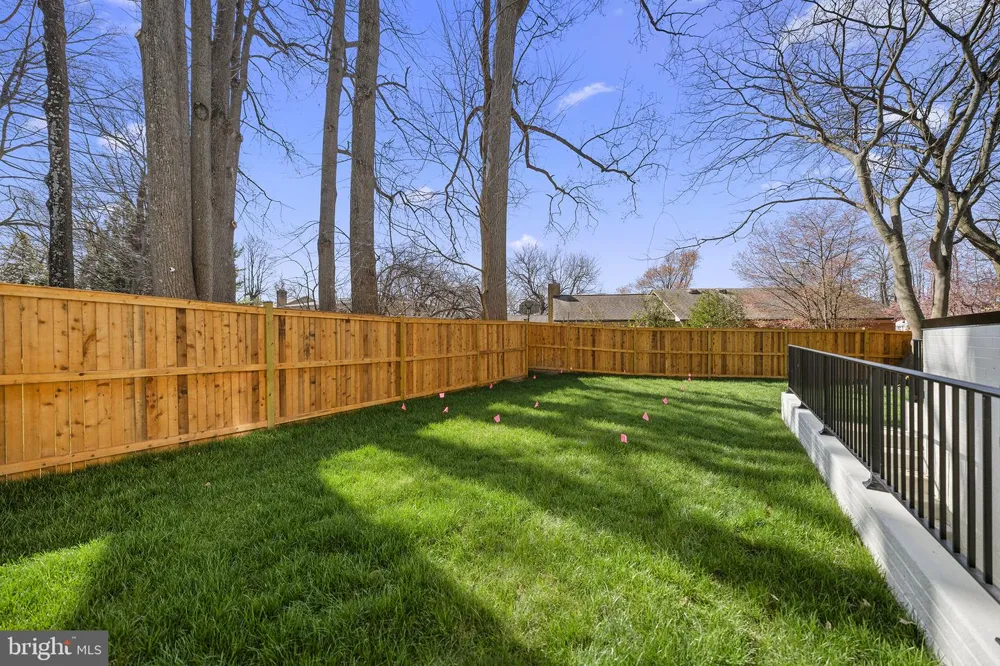 6116 EASTVIEW STREET Bethesda, MD 20817