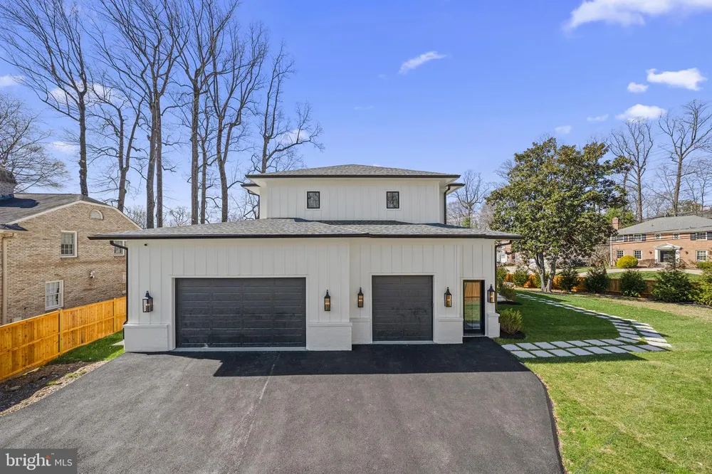 6116 EASTVIEW STREET Bethesda, MD 20817