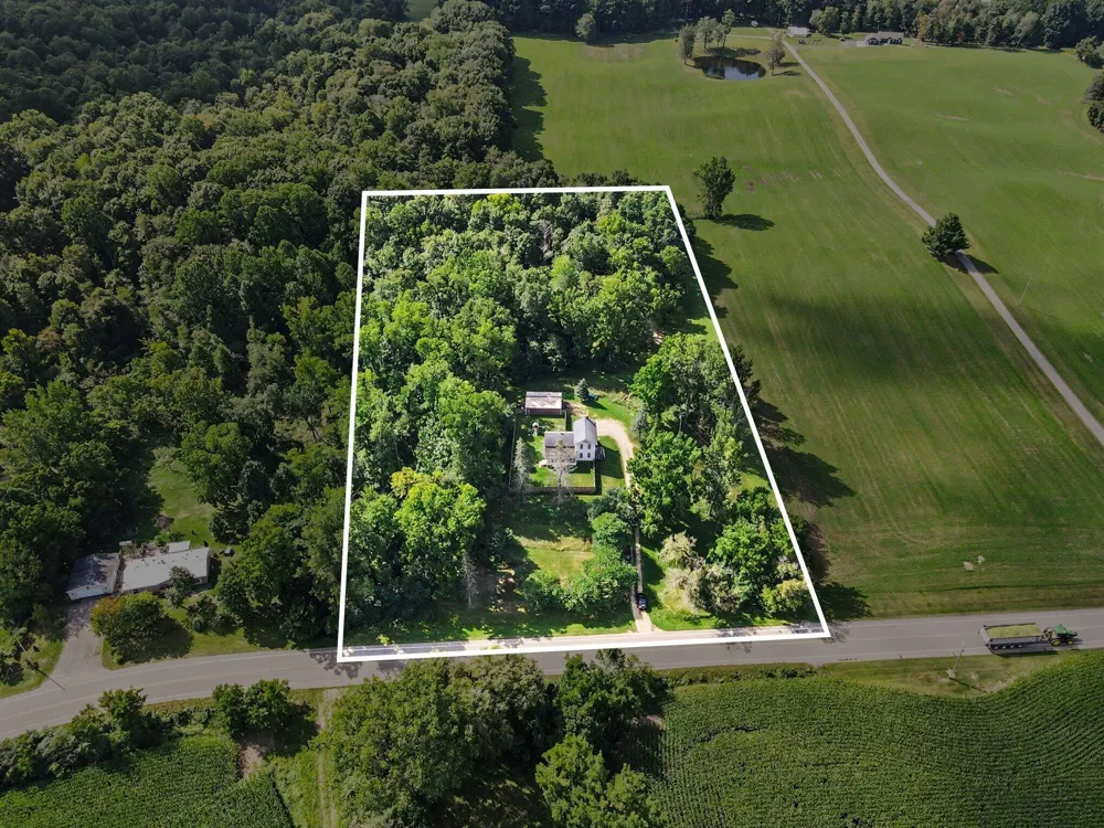 2904 125th Avenue Allegan, MI 49010