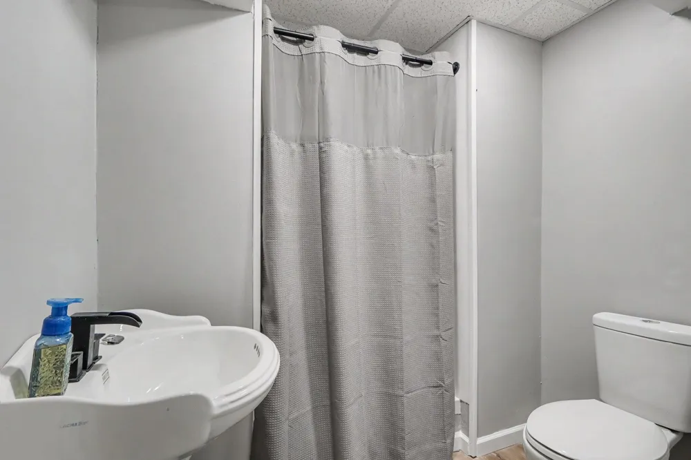 10592 W M AVENUE Kalamazoo, MI 49009