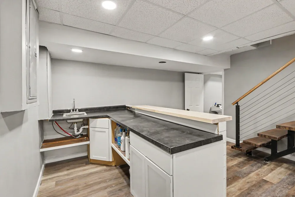 10592 W M AVENUE Kalamazoo, MI 49009