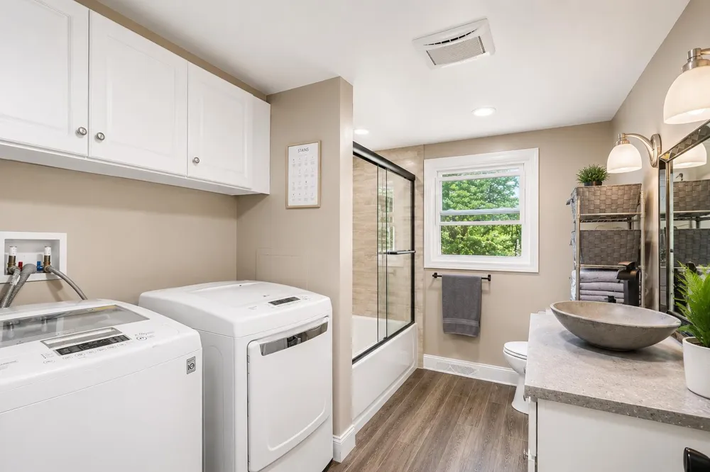 10592 W M AVENUE Kalamazoo, MI 49009
