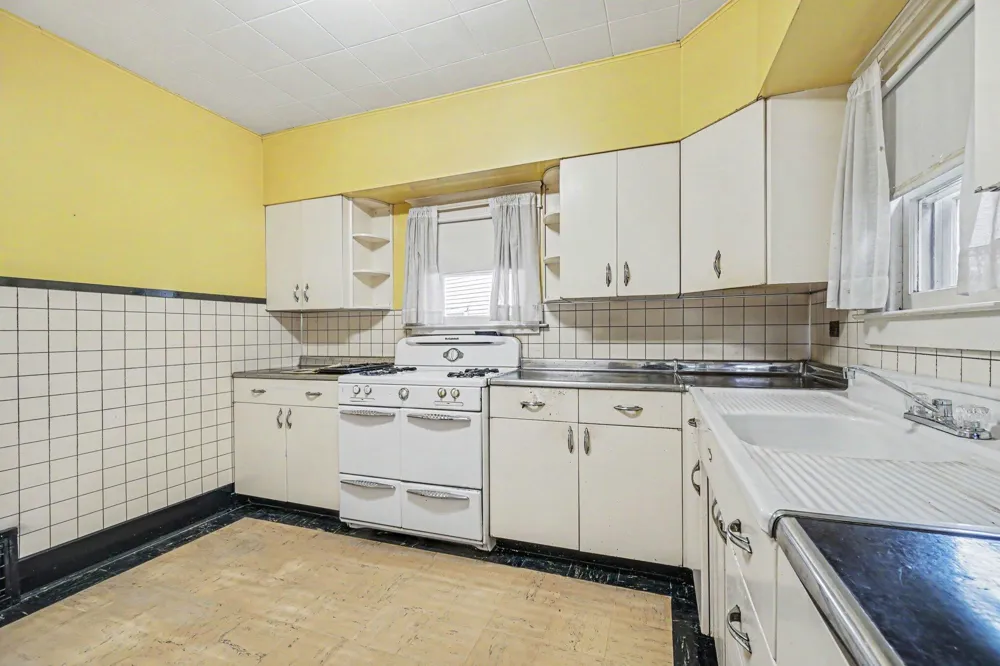 1217 E Vine Street Kalamazoo, MI 49001