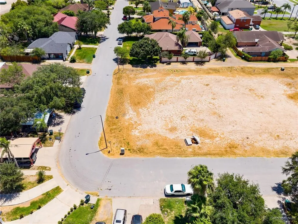 113 6th Street Hidalgo, TX 78557
