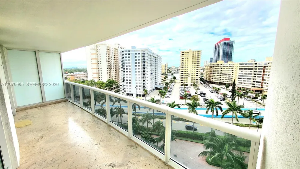1850 S Ocean Dr #909 Hallandale Beach, FL 33009