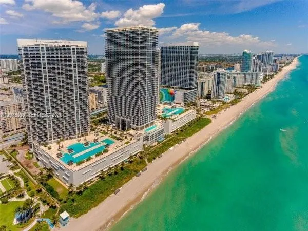 1850 S Ocean Dr #909 Hallandale Beach, FL 33009