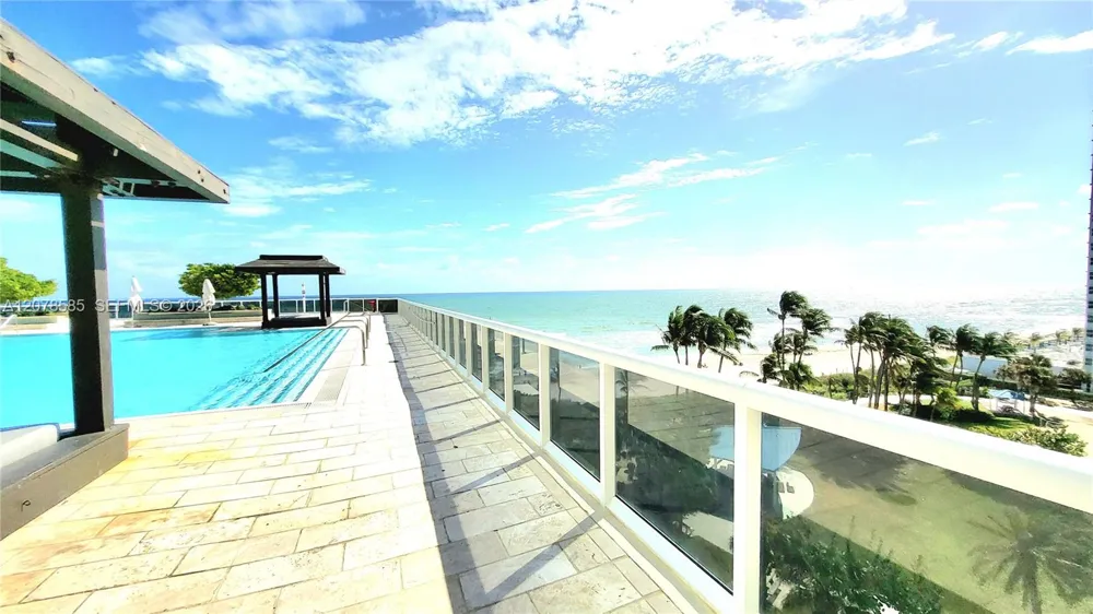 1850 S Ocean Dr #909 Hallandale Beach, FL 33009