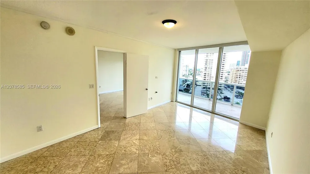 1850 S Ocean Dr #909 Hallandale Beach, FL 33009