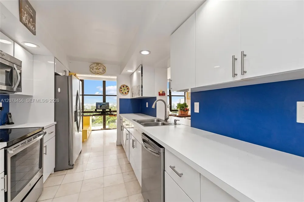 1925 Brickell Ave #1501D Miami, FL 33129