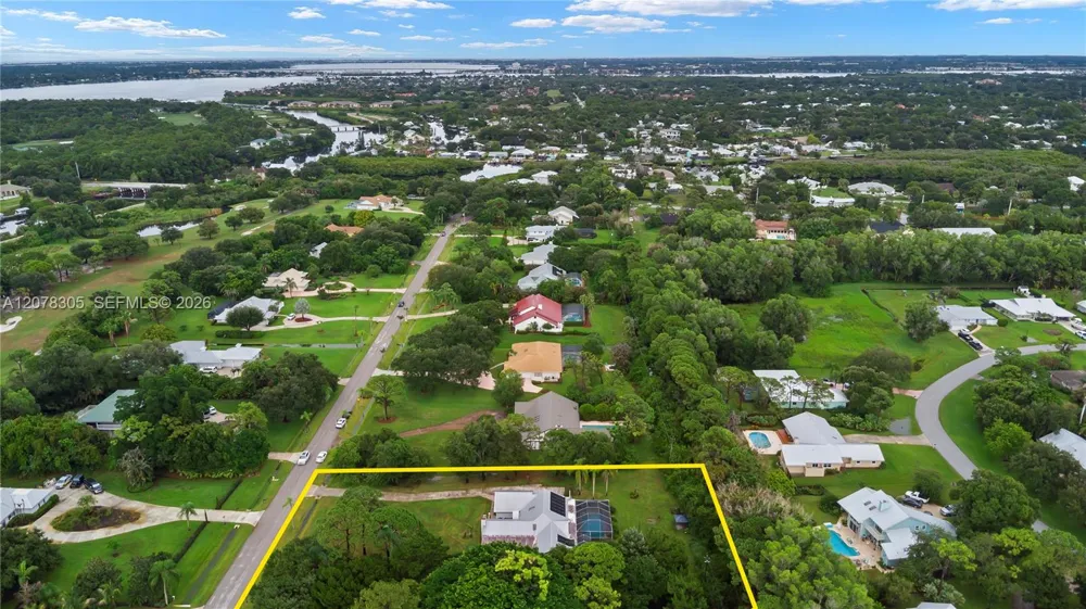 3290 SW Island Way Palm City, FL 34990