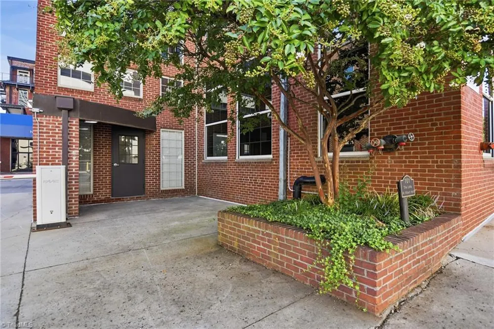 101 Chestnut Street #4 Winston-Salem, NC 27127