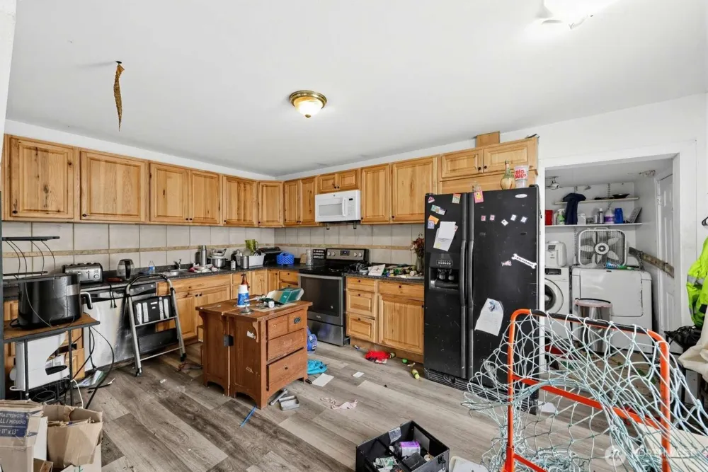 1025 Arnold Avenue Hoquiam, WA 98550