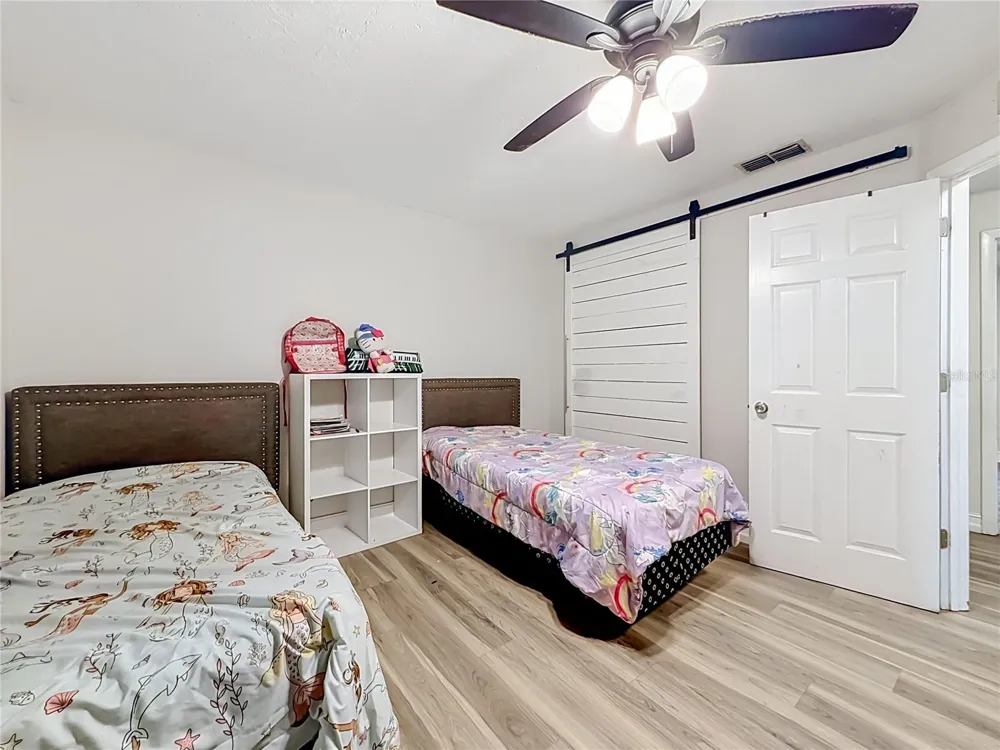 8320 43RD WAY Pinellas Park, FL 33781
