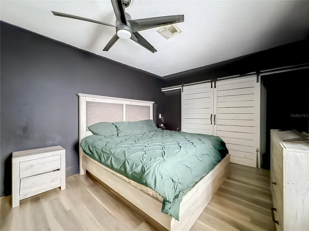 8320 43RD WAY Pinellas Park, FL 33781