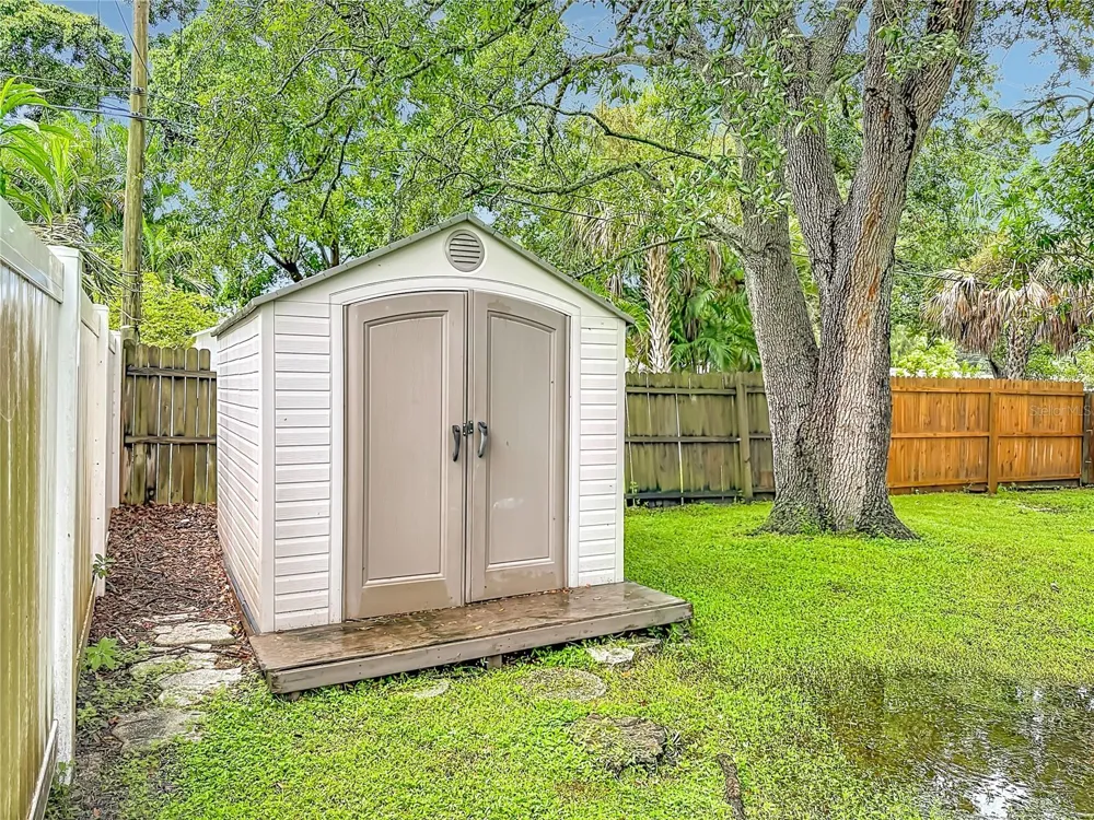 8320 43RD WAY Pinellas Park, FL 33781