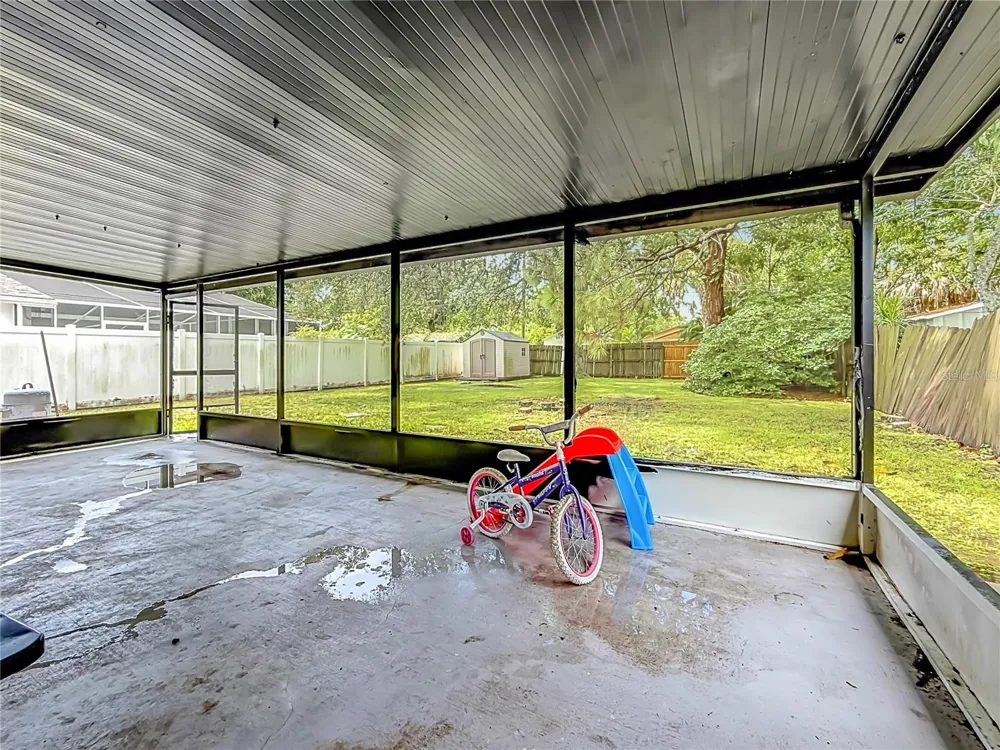 8320 43RD WAY Pinellas Park, FL 33781