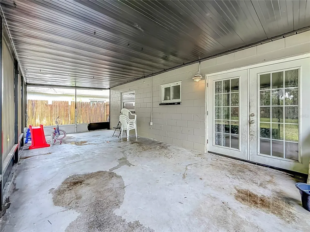 8320 43RD WAY Pinellas Park, FL 33781