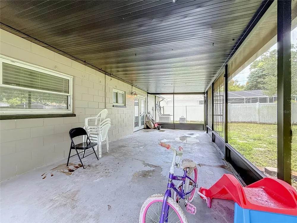 8320 43RD WAY Pinellas Park, FL 33781