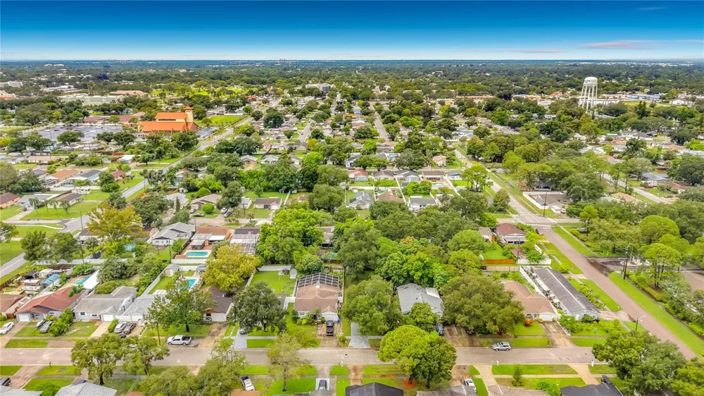 8320 43RD WAY Pinellas Park, FL 33781