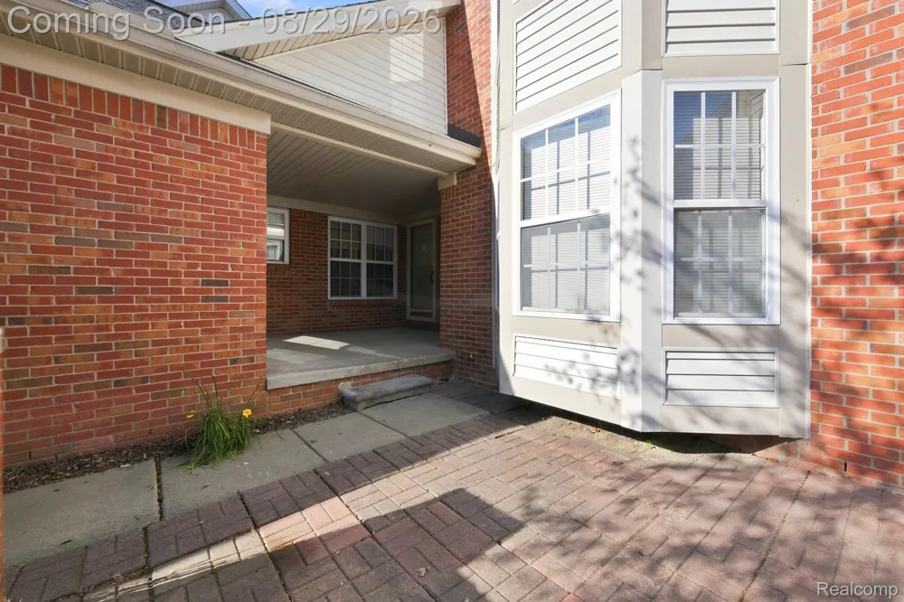 20660 Bishop Drive Brownstown Charter Township, MI 48183