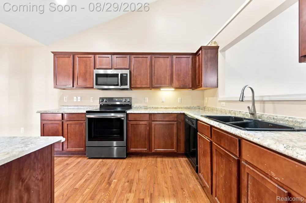 20660 Bishop Drive Brownstown Charter Township, MI 48183
