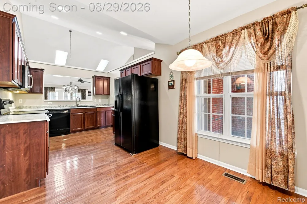20660 Bishop Drive Brownstown Charter Township, MI 48183