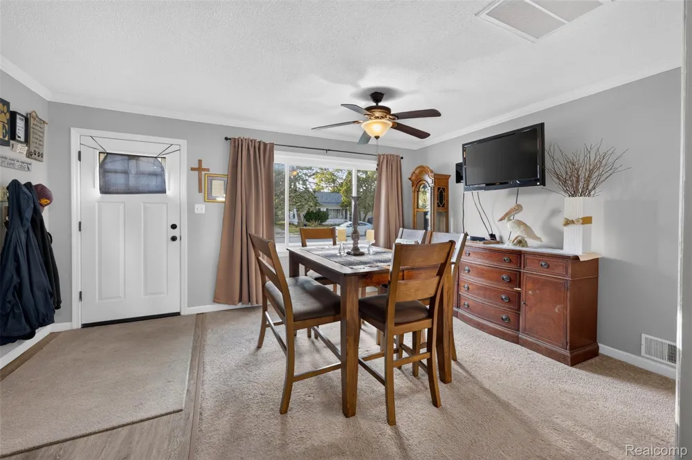 26596 Kathy Street Roseville City, MI 48066