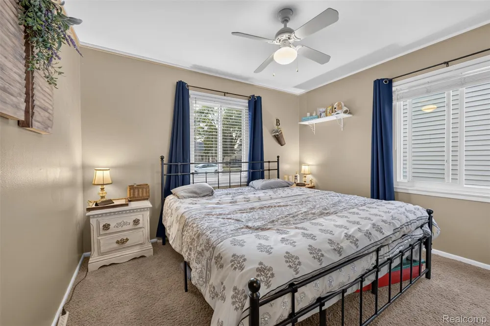 26596 Kathy Street Roseville City, MI 48066