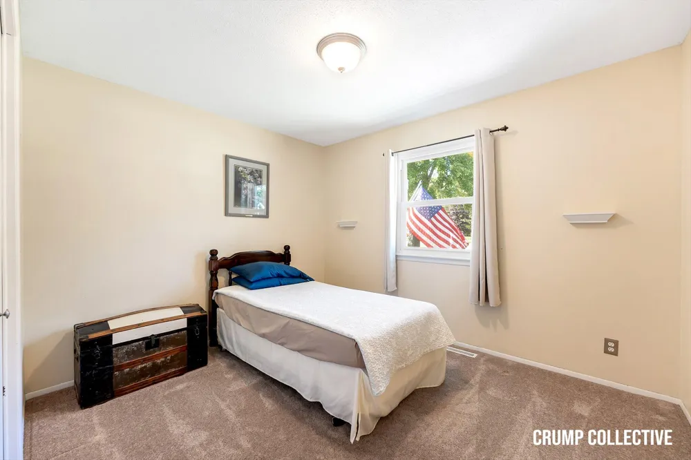 5010 Dorset Lane Norton Shores City, MI 49441
