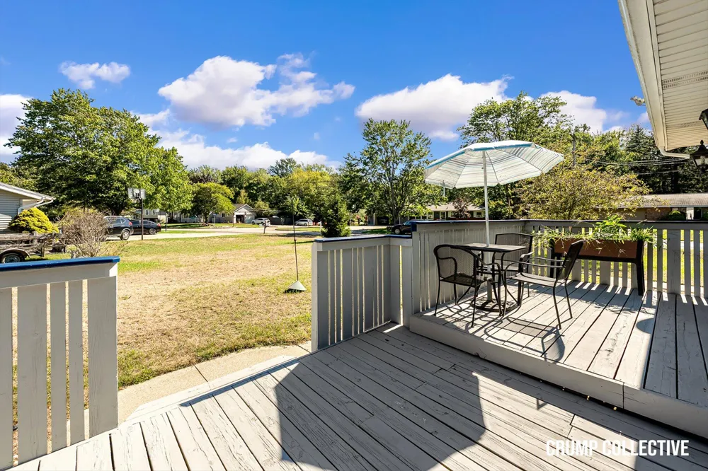 5010 Dorset Lane Norton Shores City, MI 49441