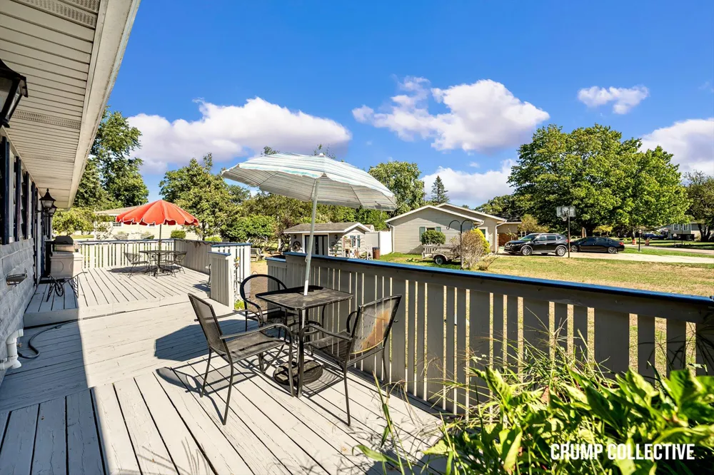5010 Dorset Lane Norton Shores City, MI 49441