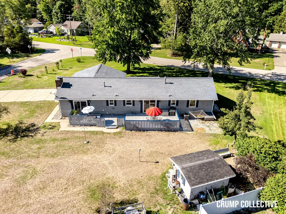 5010 Dorset Lane Norton Shores City, MI 49441
